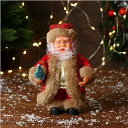 Дед Мороз "В узорчатой шубке с ёлочкой" 19 см, коричнево-красный