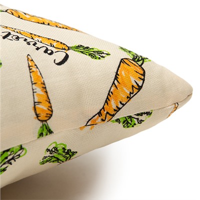 Декоративная подушка 'Радушная хозяйка (Традиция)' 40х40, 'Морковки'