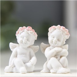 Сувенир полистоун "Ангелок милашка" в венке из роз, МИКС, 3х2х2 см