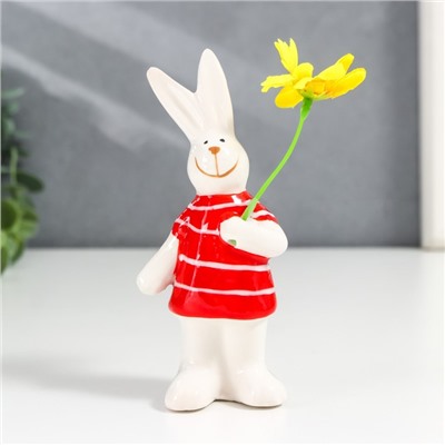 Сувенир керамика "Заяц в красной футболке с цветком" 6х3,3х15 см