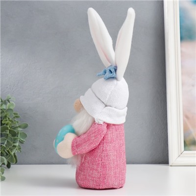 Кукла интерьерная "Гном в шапке с зайчьими ушами, с пасхальным яичком" розовый 30х11х11 см
