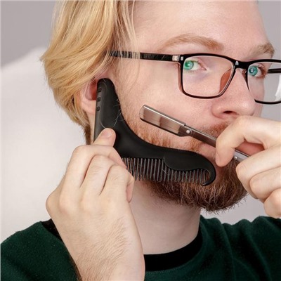 Расчёска-гребень для усов и бороды, 11,5 × 9,7 см, цвет чёрный