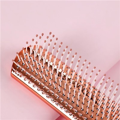 Расчёска массажная, прорезиненная ручка, 4,6 × 23 см, цвет розовый/розовое золото