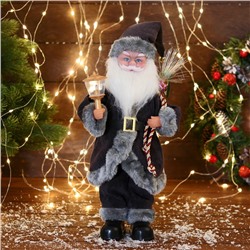 Дед Мороз "В меховом костюме с ремешком и с фонариком" двигается, с подсветкой, 40 см, серый   96925